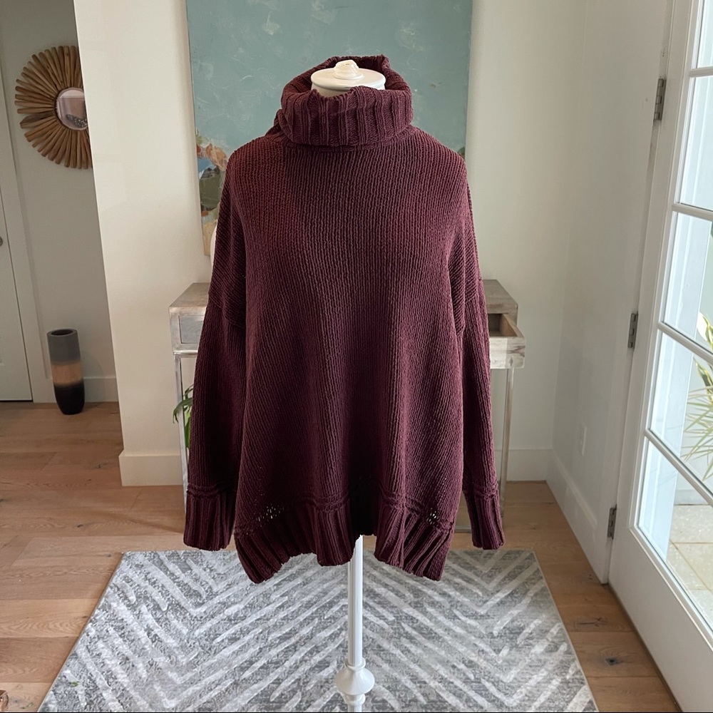 Women’s Aerie Turtle Neck Burgundy Sweater Small